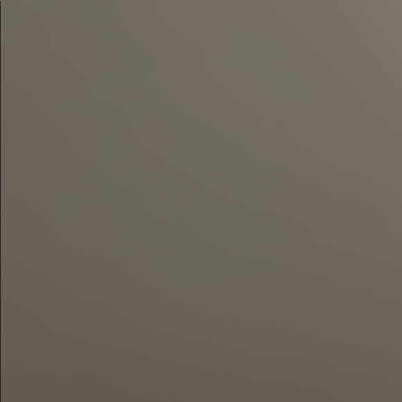 Meet your Posher, Jessica - Picture 1 of 1